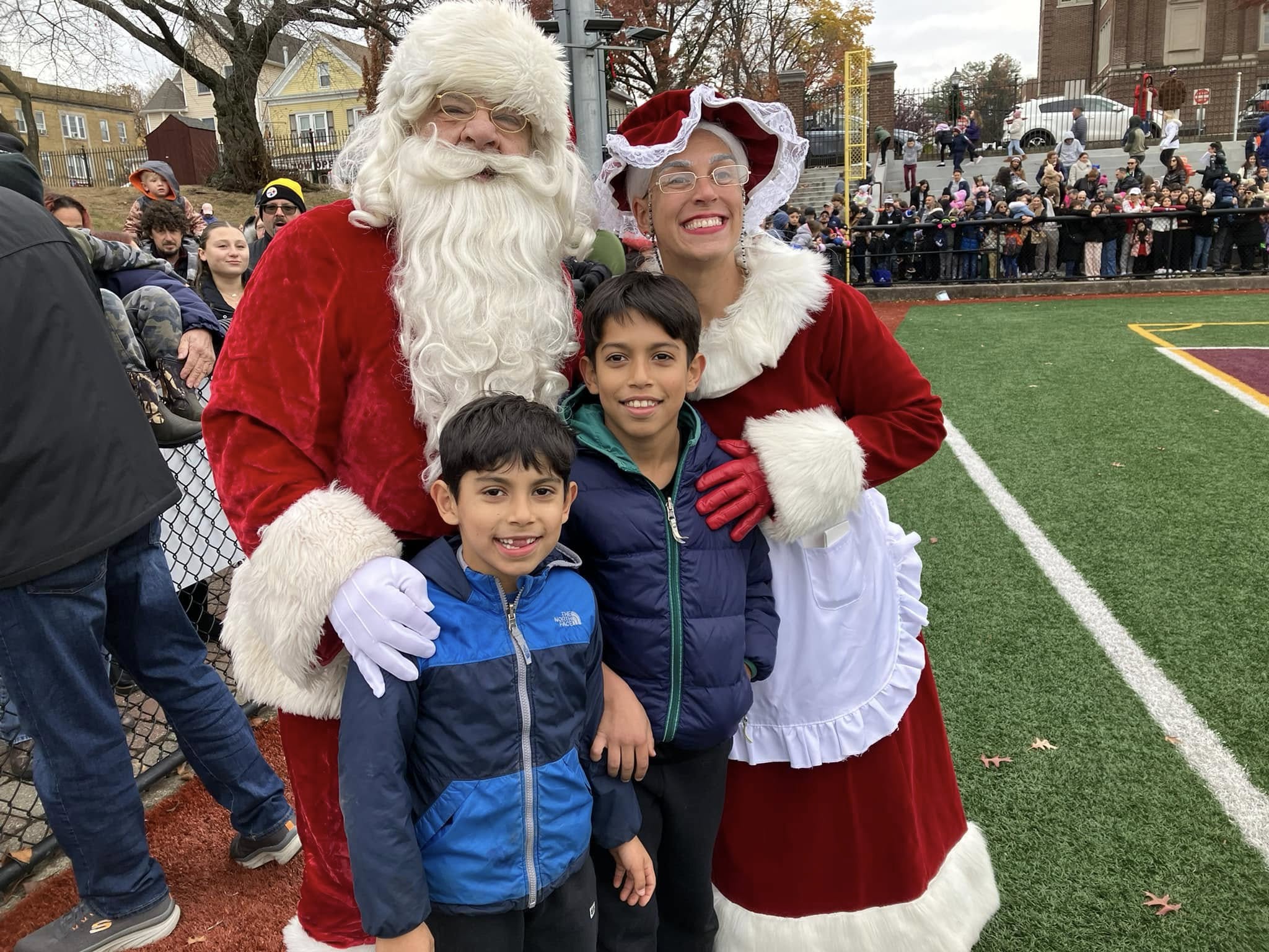 Nutley Chamber of Commerce Santa's Arrival