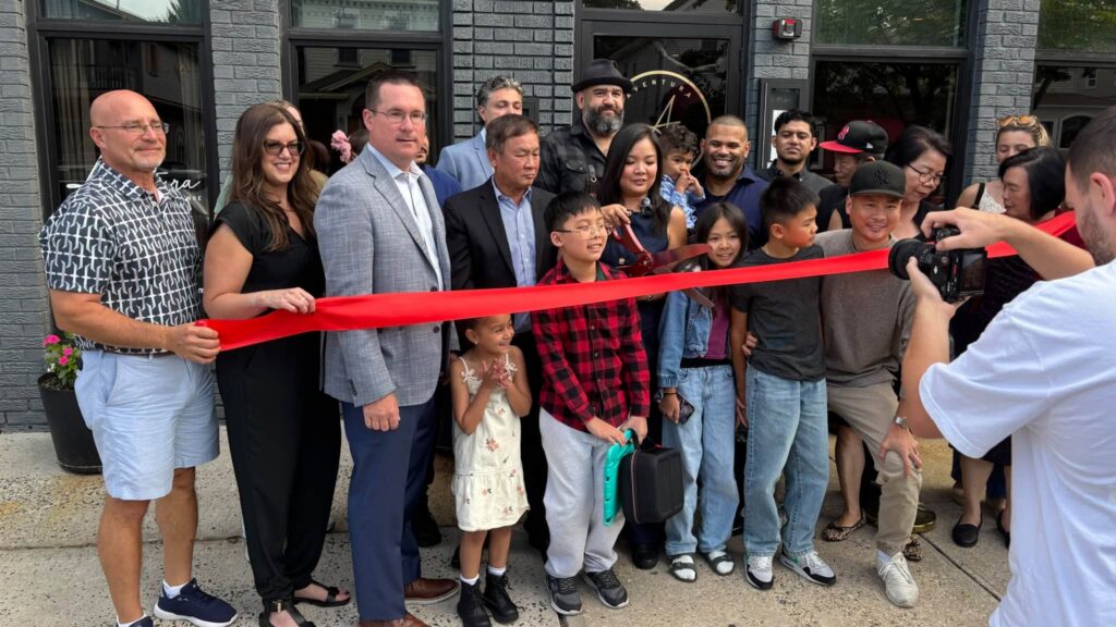Aventura Restaurant | Nutley Chamber Ribbon Cutting